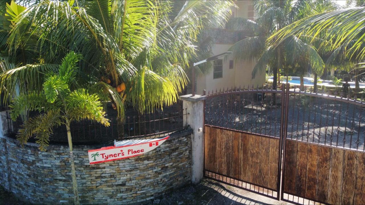 Tyner'S Place Panglao Exterior foto